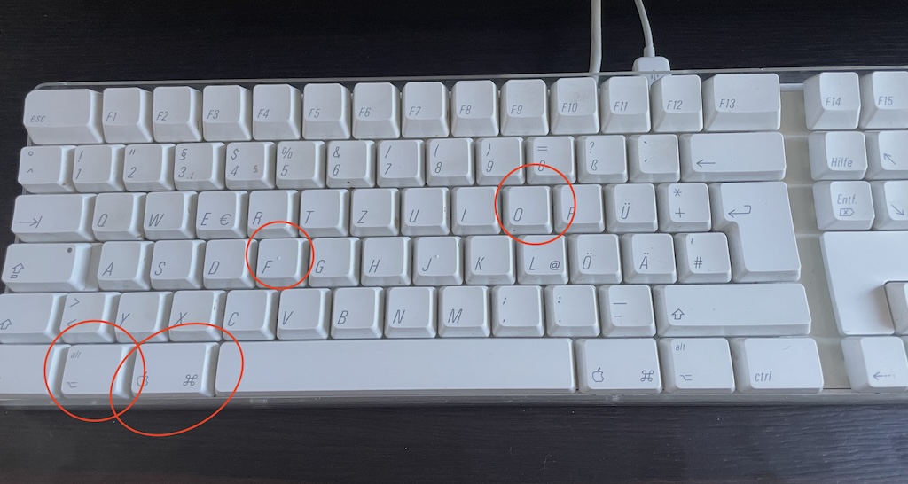 Powermac G5 Keyboard Open Firmware marked